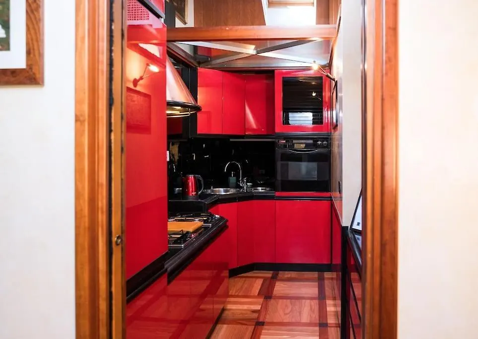 Carbonesi Luxury - Centro Storico Apartment Bologna 0*,  Italy