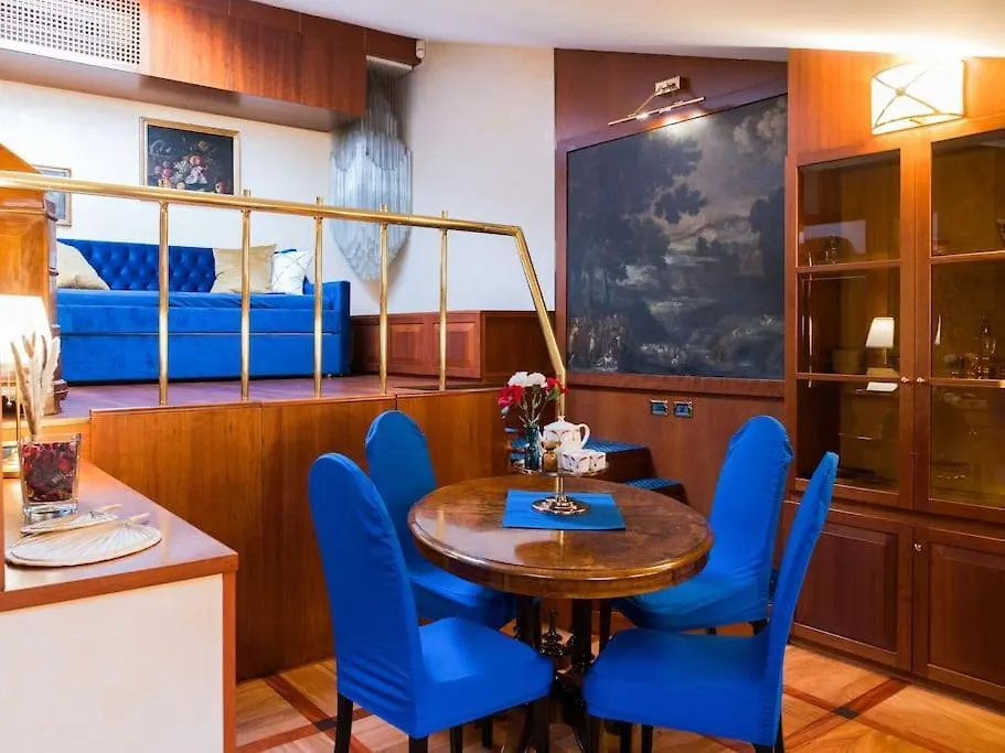 Carbonesi Luxury - Centro Storico Apartment Bologna 0*,