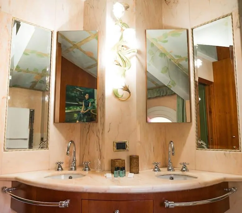 Carbonesi Luxury - Centro Storico Apartment Bologna