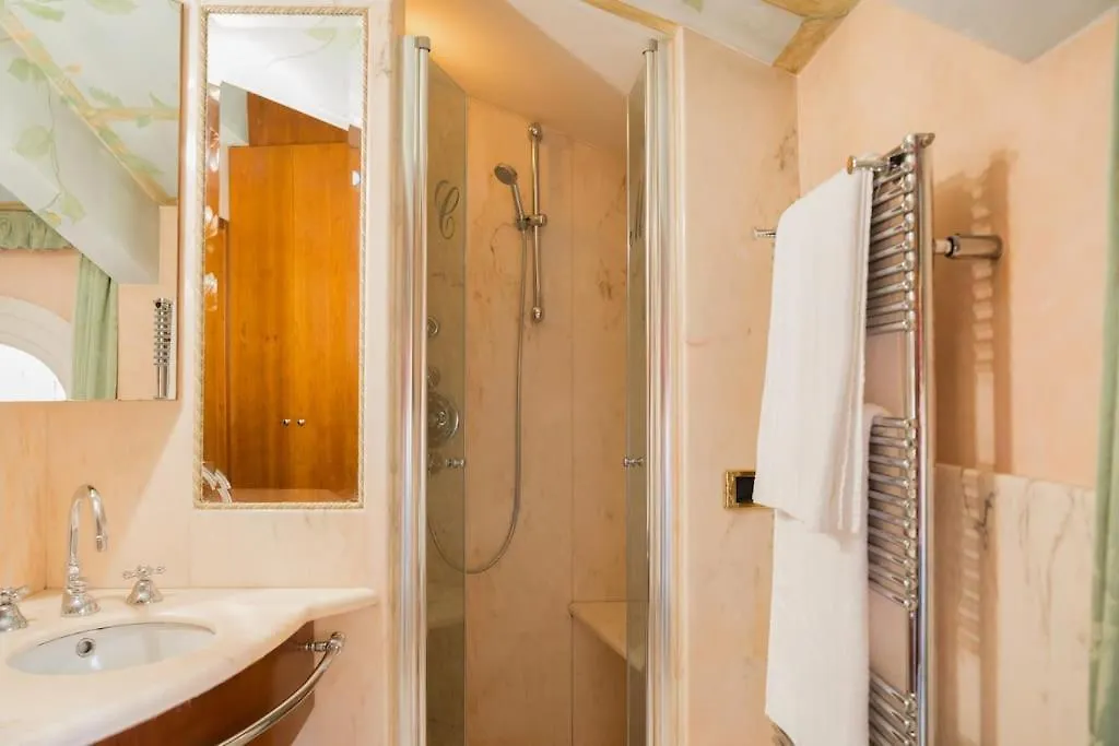 Carbonesi Luxury - Centro Storico Apartment Bologna Italy