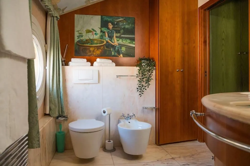 Carbonesi Luxury - Centro Storico Apartment Bologna